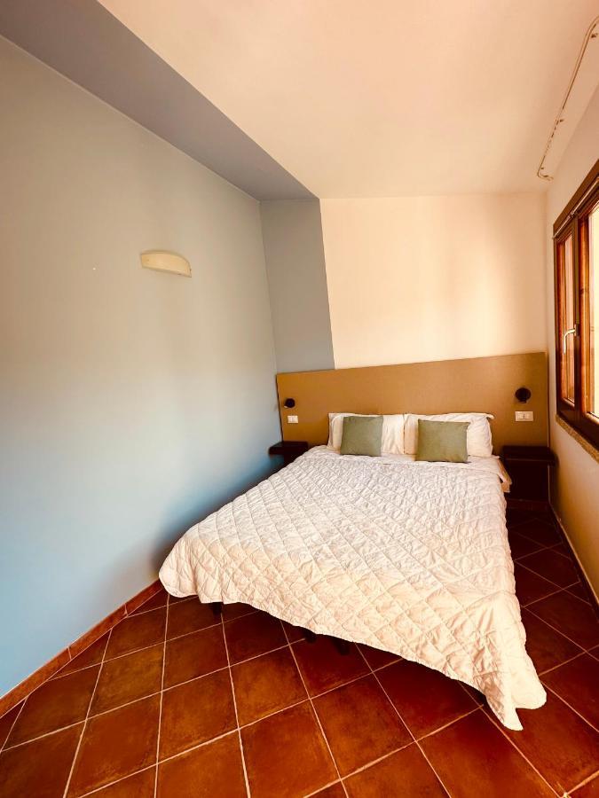 Rocce Rosse Sardinia Aparthotel Isola Rossa Luaran gambar