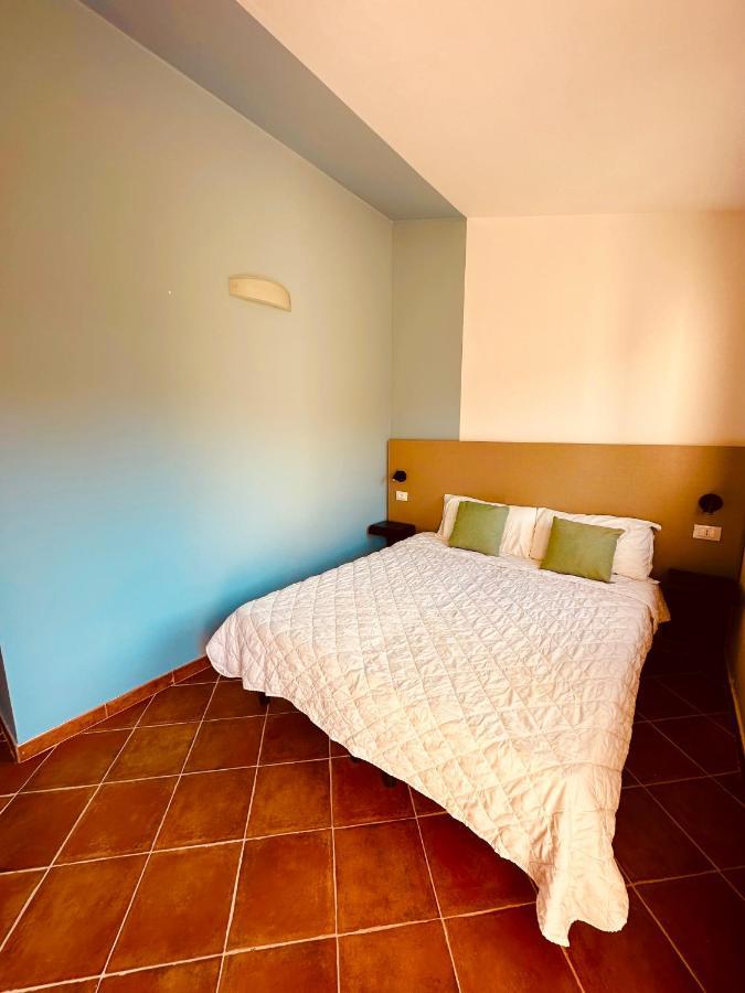 Rocce Rosse Sardinia Aparthotel Isola Rossa Luaran gambar